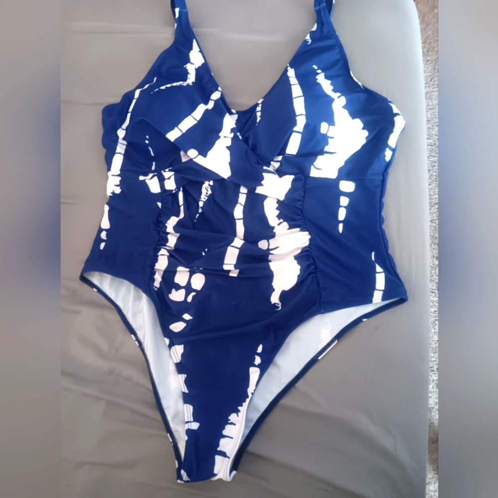 Women's size 4XL, One piece swimsuit